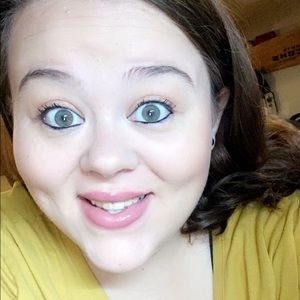 Meet your Posher, Kaitlyn